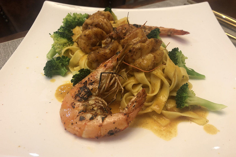 Spaghetti (Linguini) mit King Prawns