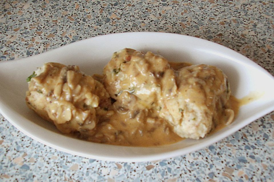 Semmelknödel