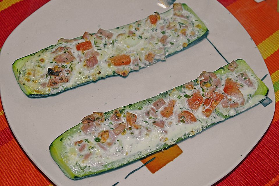 Zucchini-Schiffchen