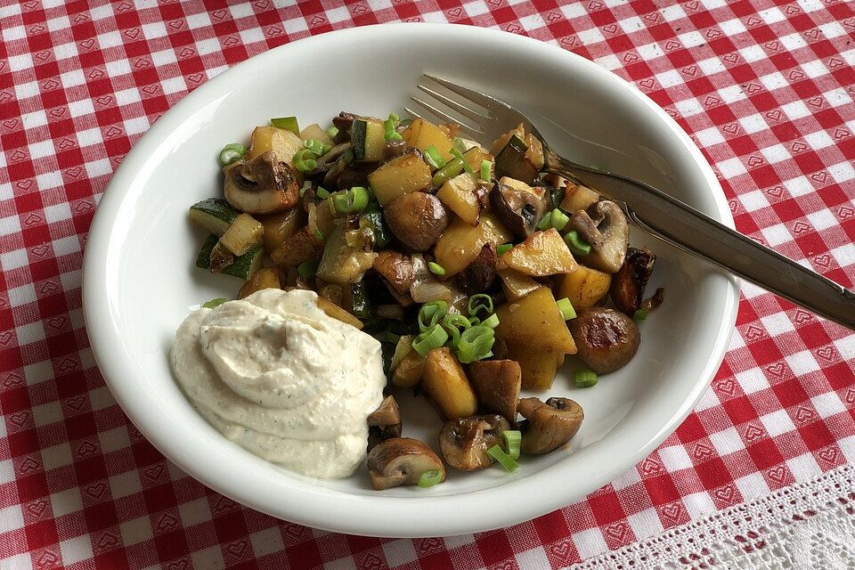 Zucchini-Champignon-Pfanne