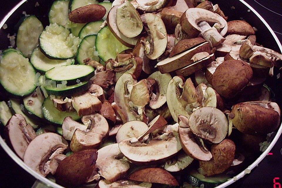 Zucchini-Champignon-Pfanne