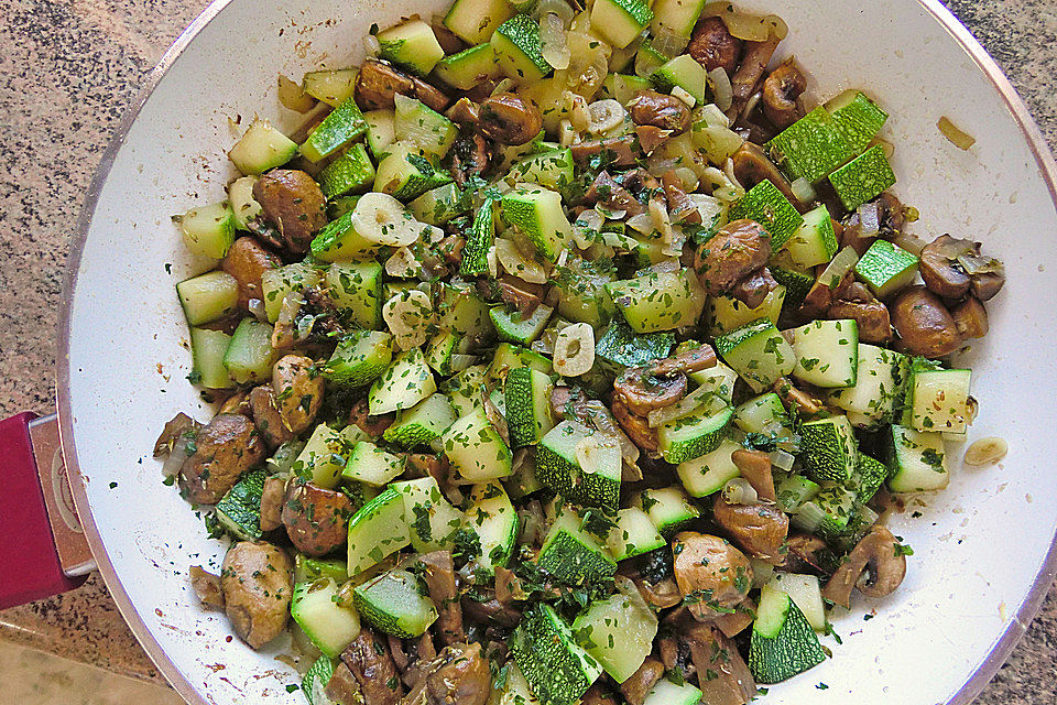 Zucchini-Champignon-Pfanne