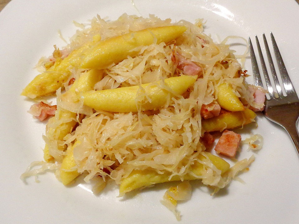 Schupfnudeln mit Kraut und Speck| Chefkoch