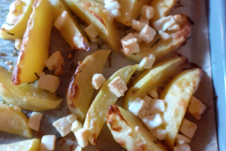 Backkartoffeln mit Feta und Rosmarin