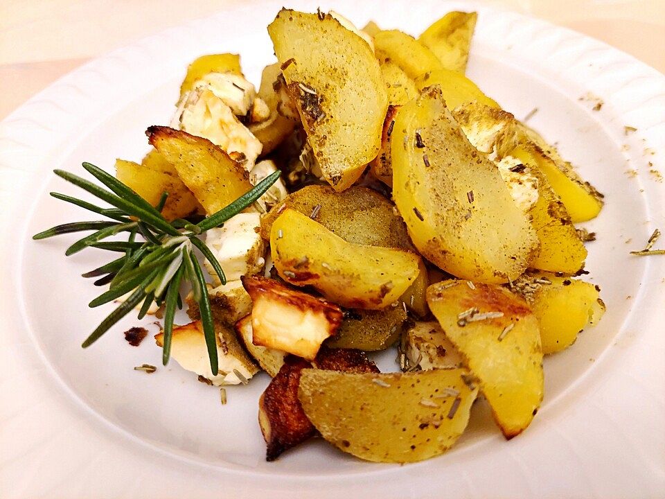 Backkartoffeln mit Feta und Rosmarin von Biene-und-Olli| Chefkoch Backkartoffeln mit Feta und Rosmarin von Biene-und-Olli| Chefkoch