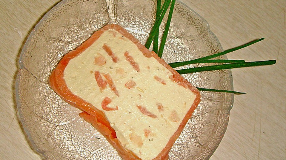 Lachsterrine mit Frischkäse Lachsterrine mit Frischkäse