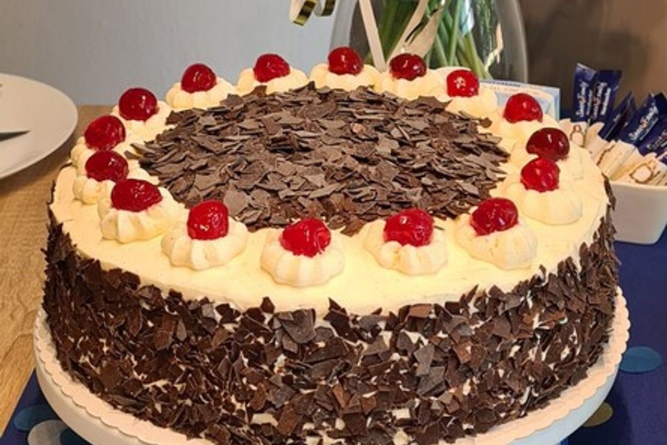 Schwarzwälder Kirschtorte - super easy