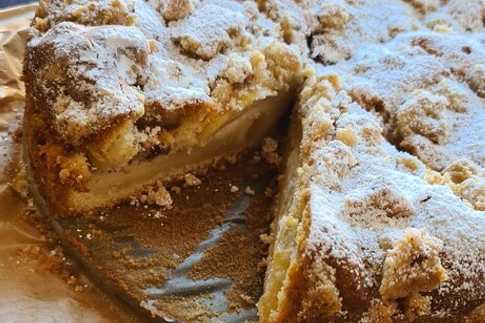 Obstkuchen mit Nussstreusel oder Mohnbelag