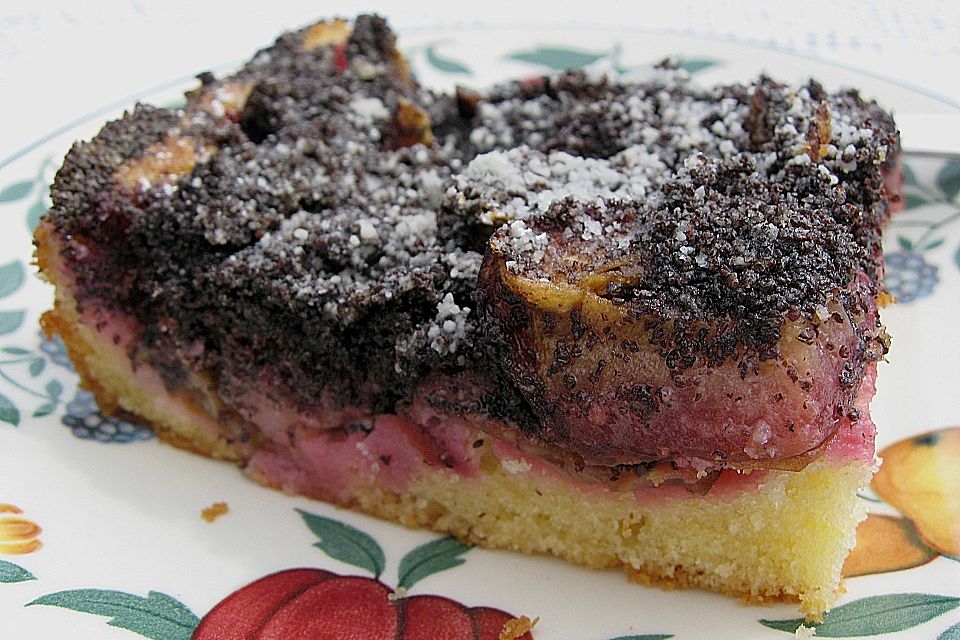 Obstkuchen mit Nussstreusel oder Mohnbelag