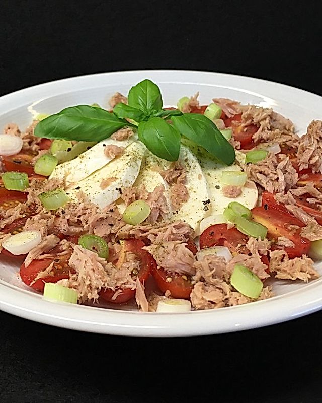 Tomaten - Thunfisch - Mozzarella - Salat