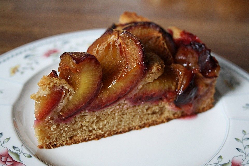 Zwetschgenkuchen mit Quark