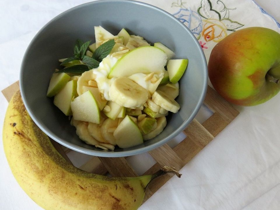 Apfel und Bananen - Obstsalat von chrissy1981| Chefkoch