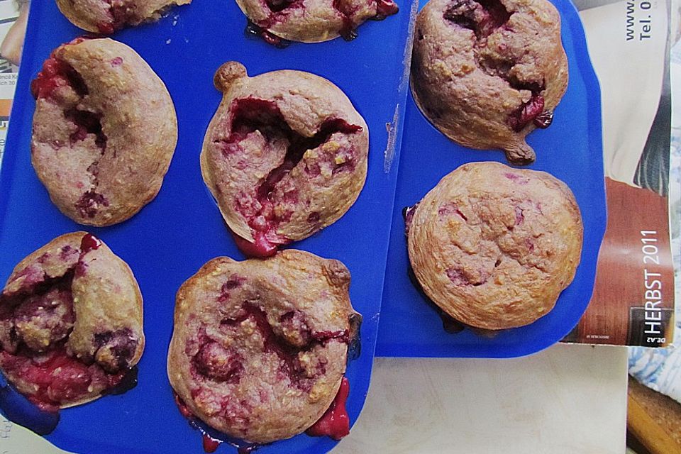 Himbeer - Reis - Muffins mit Marmeladenfüllung