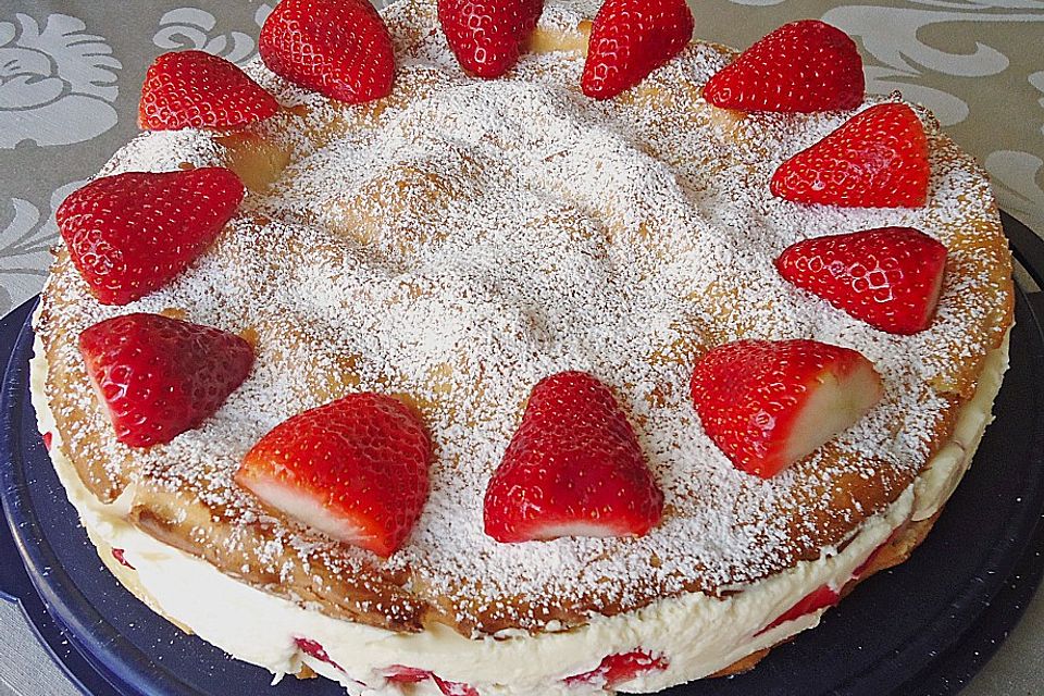 Erdbeer - Flocken - Torte