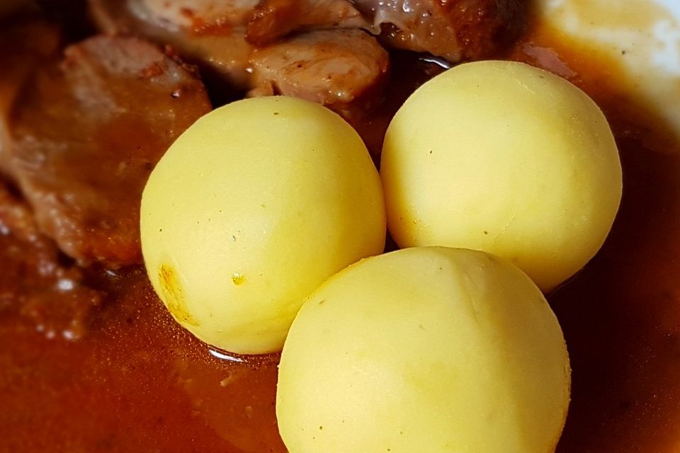 Surina's seidene Kartoffelklöße aus gekochten Kartoffeln