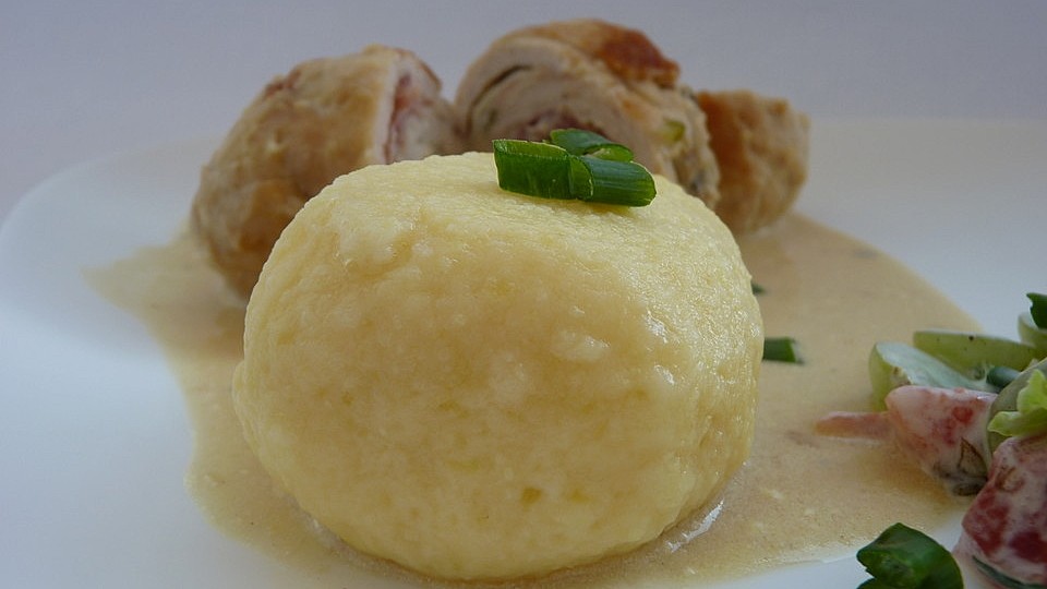 Surina's seidene Kartoffelklöße aus gekochten Kartoffeln-image