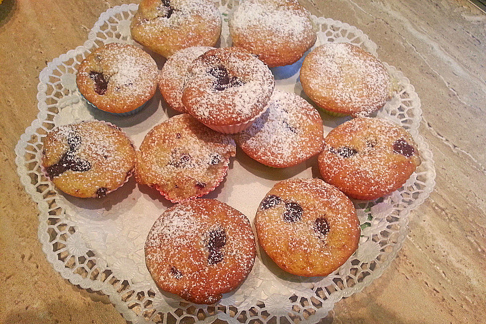 Himbeermuffins mit saurer Sahne Himbeermuffins mit saurer Sahne