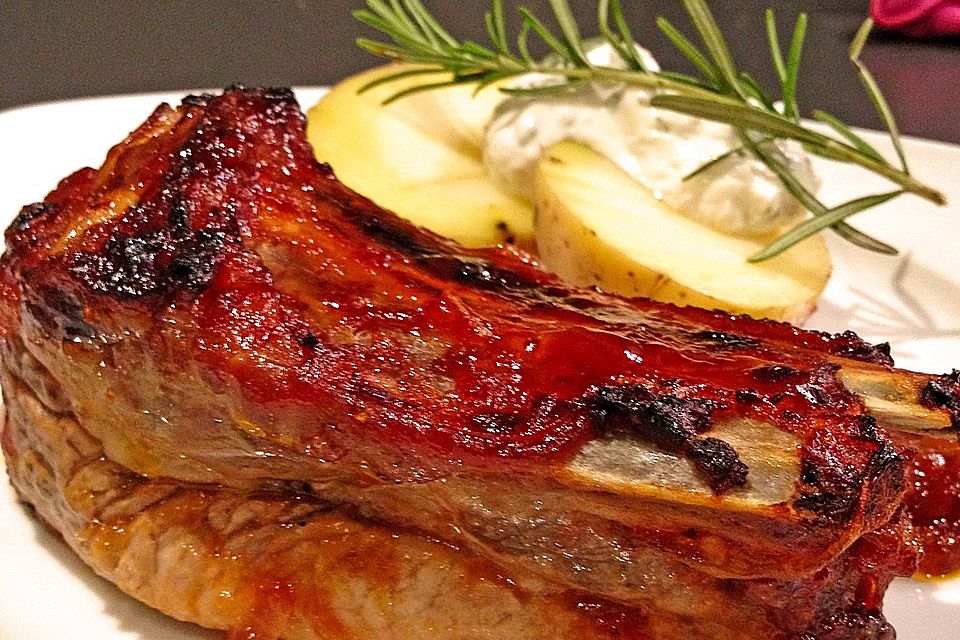 Spareribs mit amerikanischer BBQ-Sauce