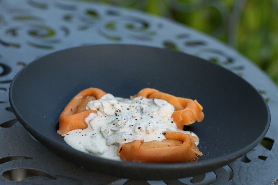 Käse - Sahne Pastasauce mit Champignons