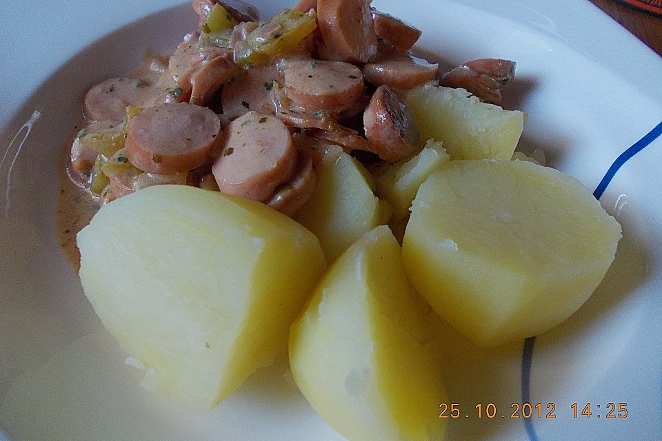 Wurstgulasch nach Truckerart