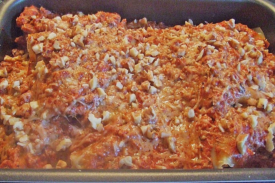 Grün - weiße Lasagne mit Spinat, Ricotta und Walnüssen