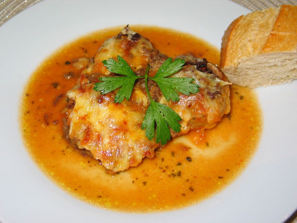 Gefüllte Champignons in Tomaten - Sahne - Sauce von monika_m| Chefkoch