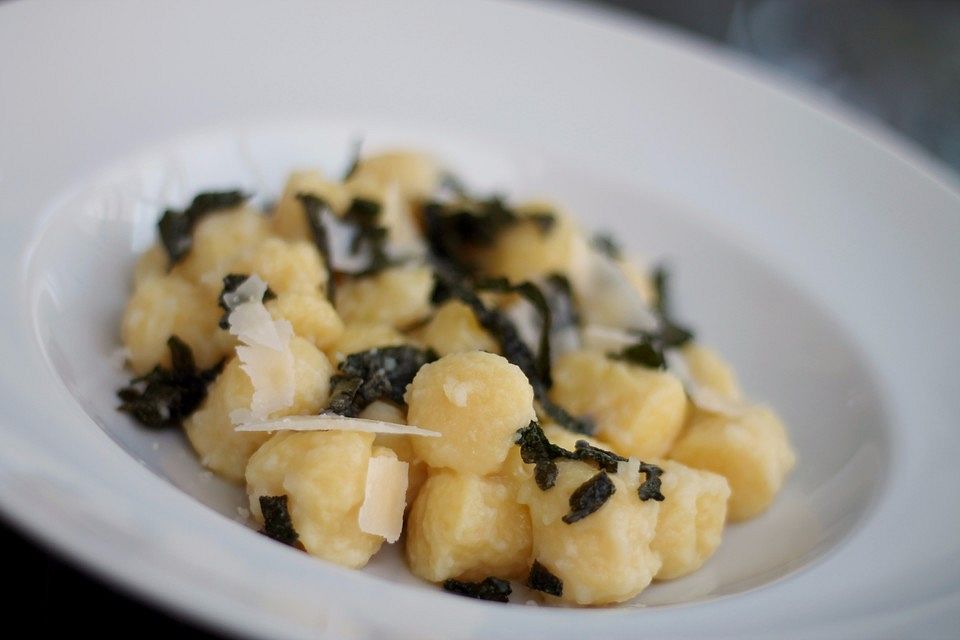 Gnocchi mit Salbeibutter Gnocchi mit Salbeibutter