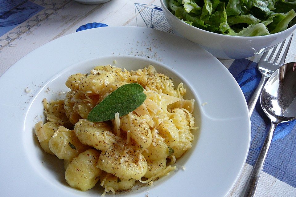 Gnocchi mit Salbeibutter Gnocchi mit Salbeibutter