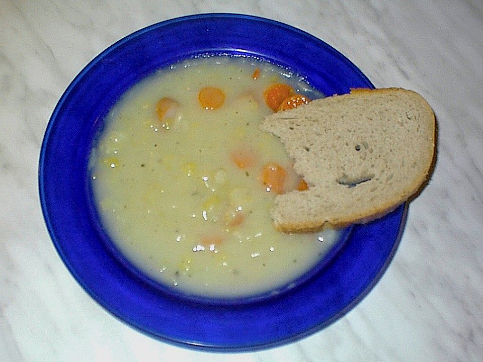 Gabys Kartoffelsuppe mit Würstchen von gochtmichel| Chefkoch