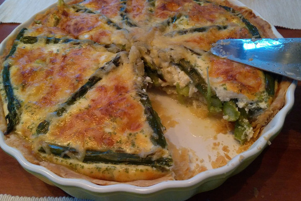 Spargel und Gruyère - Quiche