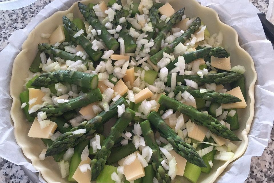 Spargel und Gruyère - Quiche