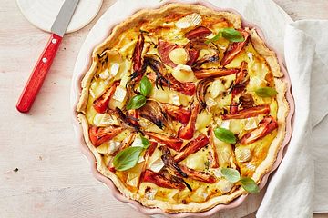 Leichte Tomatentarte mit Camembert