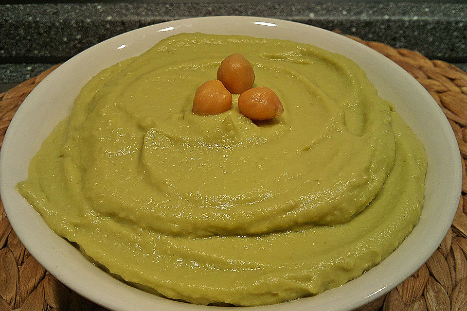 Schneller Avocado - Dip mit Kichererbsen