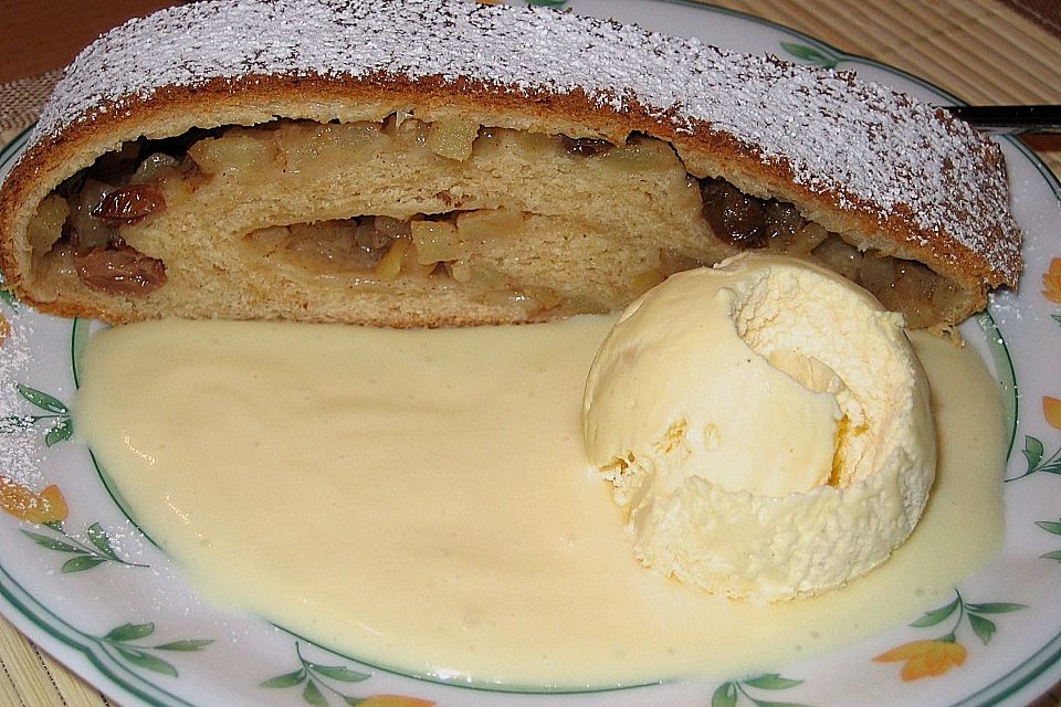 Gewickelter Apfel - Zimt - Stollen