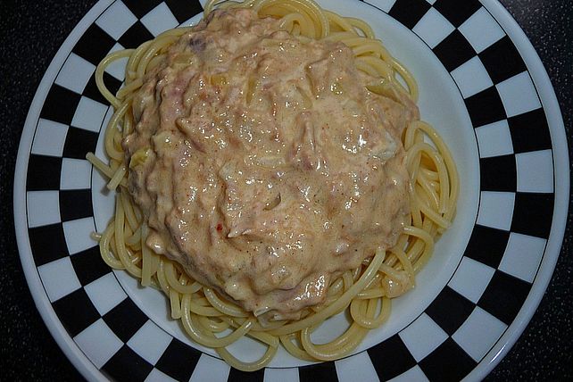 Nudeln mit Thunfischsauce von AkutesAbdomen| Chefkoch