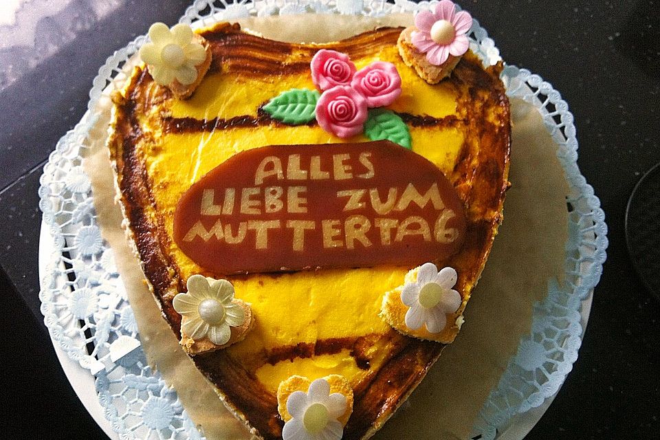 Eierlikör - Erdbeerherz für Muttertag oder Geburtstag