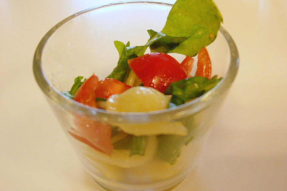 Raffinierte Nudelsalat mit Rucola