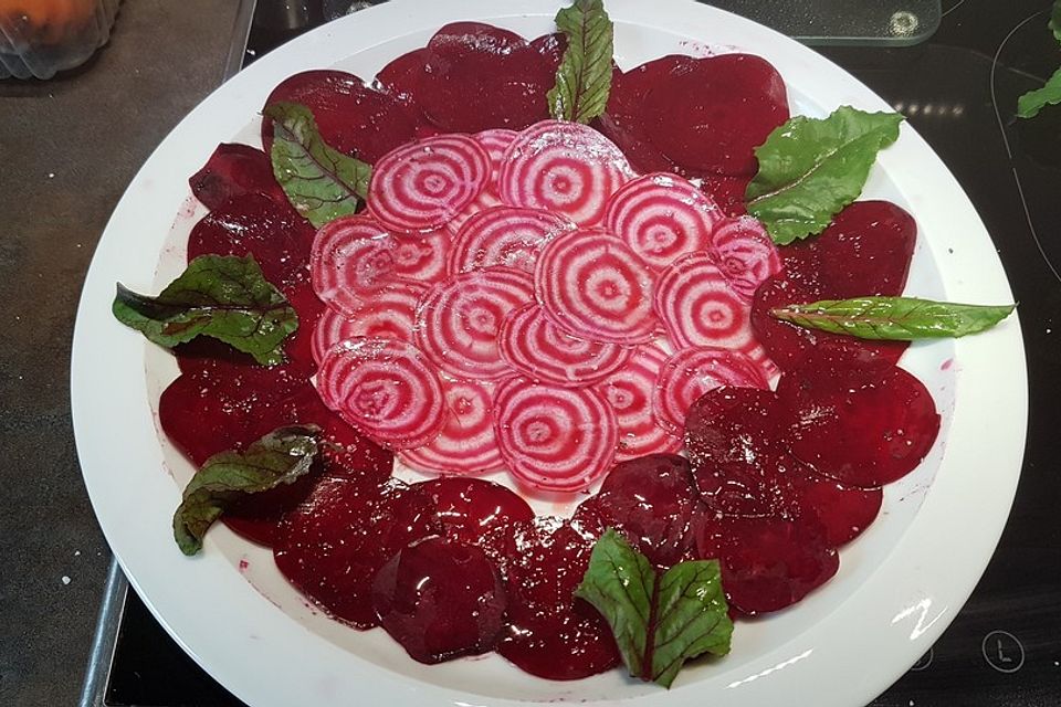 Rote Bete-Salat mit Knoblauch