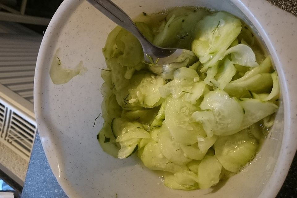Gurkensalat ohne Öl Gurkensalat ohne Öl