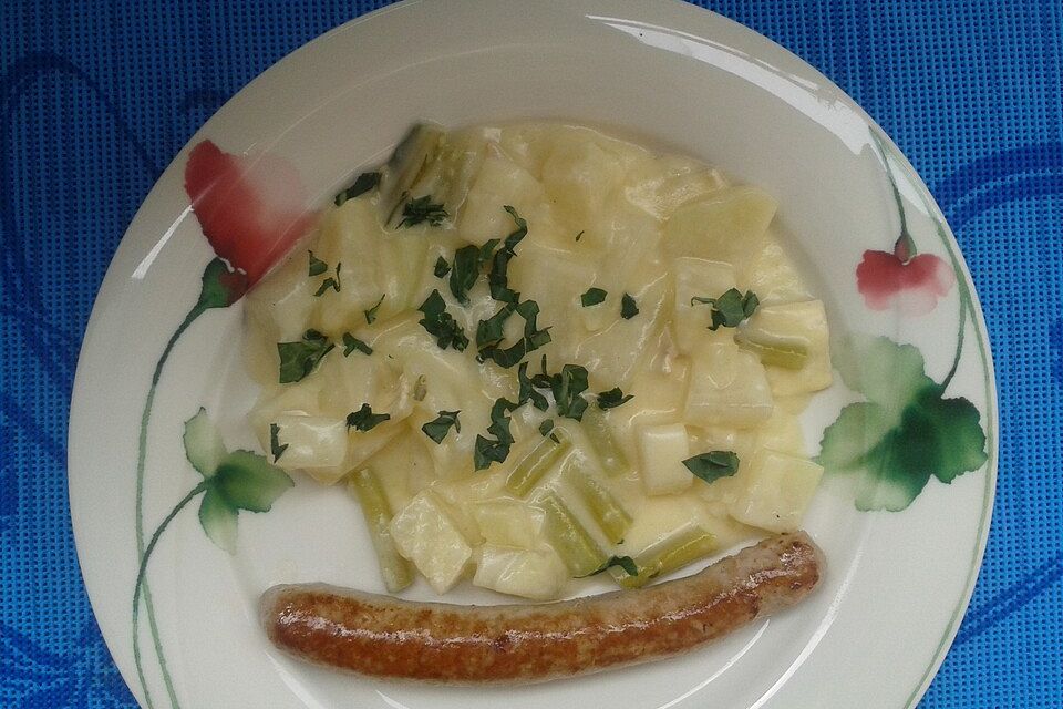 Kohlrabigemüse mit Käsesauce