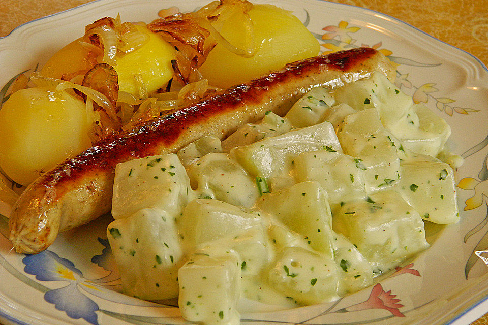 Kohlrabigemüse mit Käsesauce