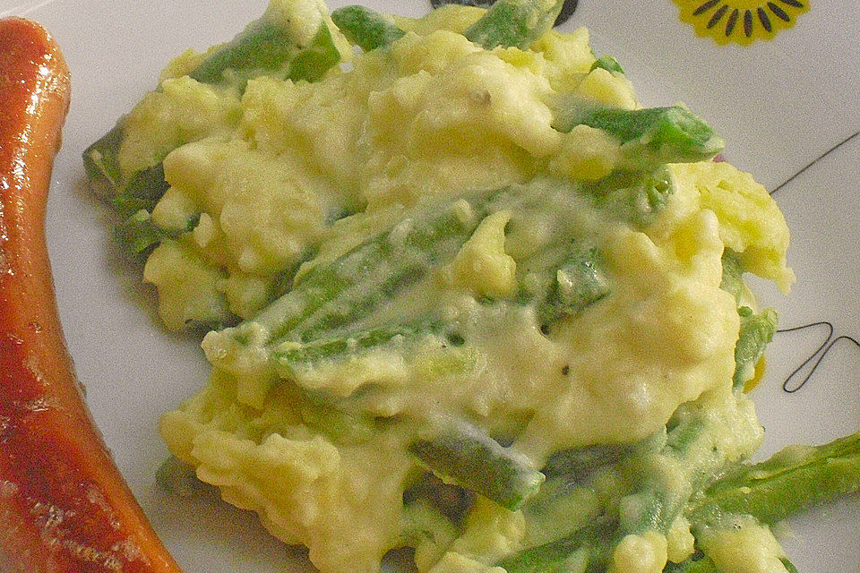 Bohnen - Kartoffelpüree mit saurer Sahne