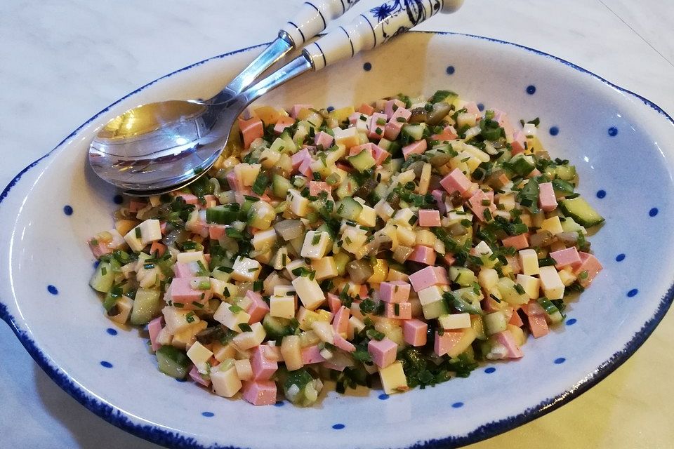 Holländischer Käse-Wurstsalat