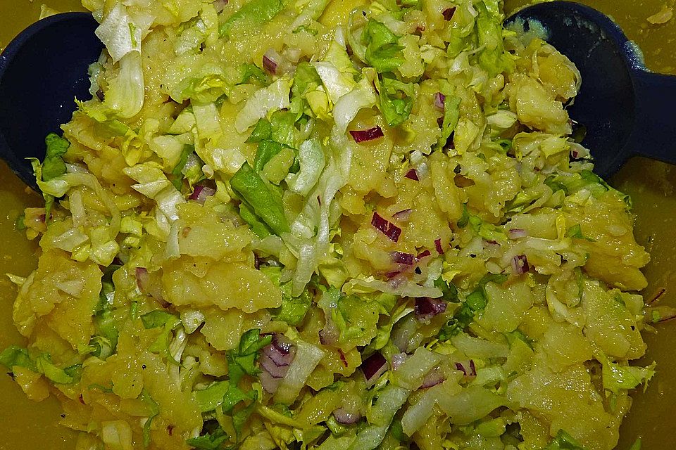 Kartoffelsalat mit Endivie