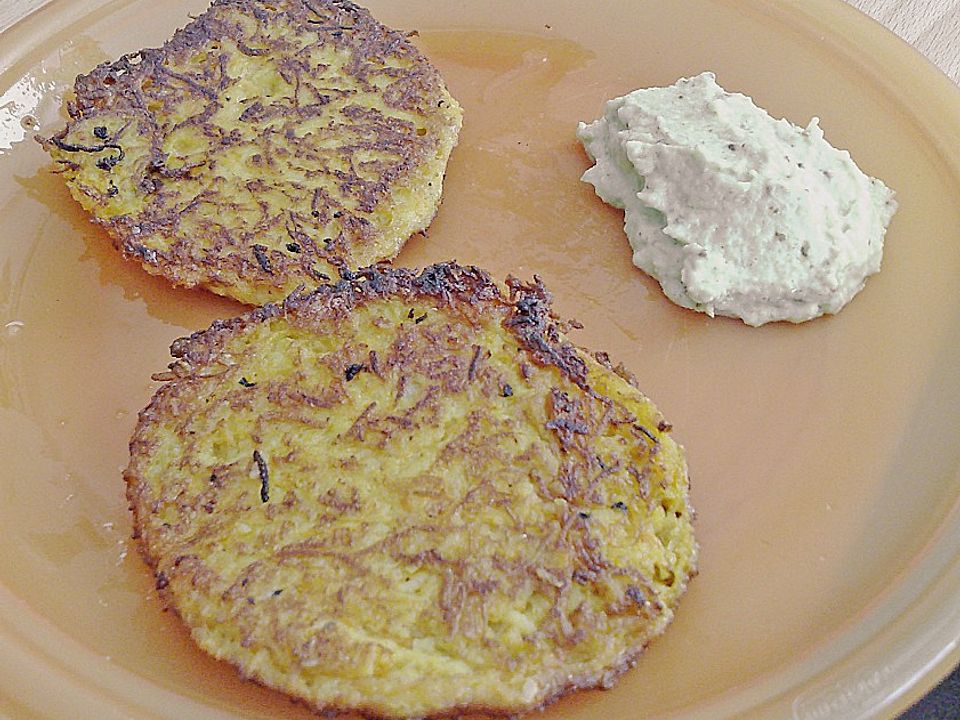 Möhren - Kartoffelpuffer mit Avocadocreme von Maharet| Chefkoch