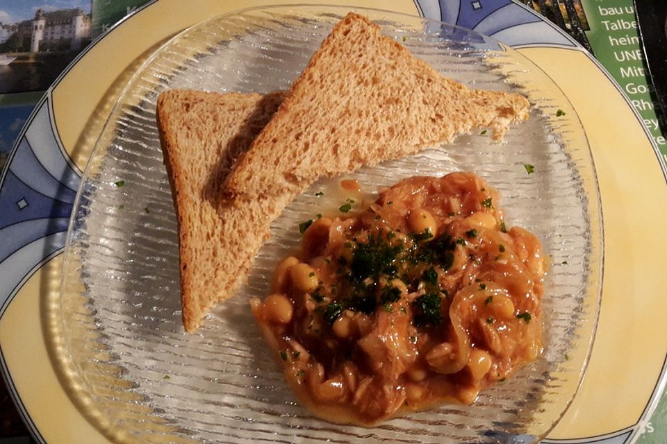 Toskanischer Thunfischsalat mit Bohnen und Zwiebeln