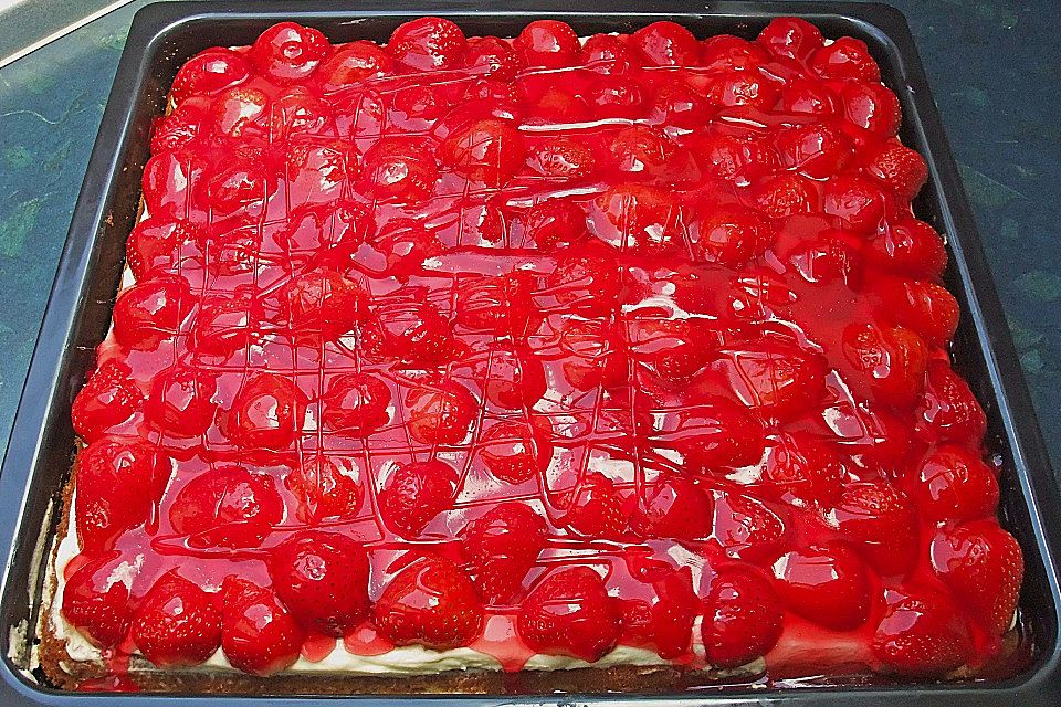 Erdbeer-Kuchen mit Vanillecreme