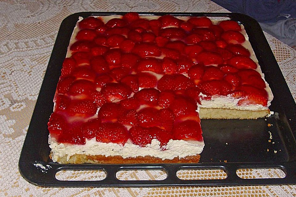 Erdbeer-Kuchen mit Vanillecreme