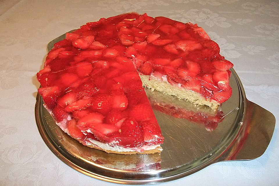 Erdbeer-Kuchen mit Vanillecreme