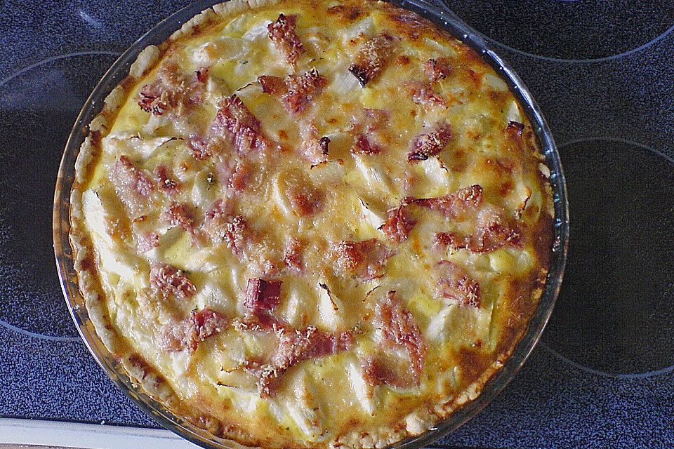 Spargelquiche mit Parmesan